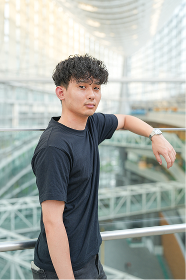 変化を楽しみ、成長に貪欲な人