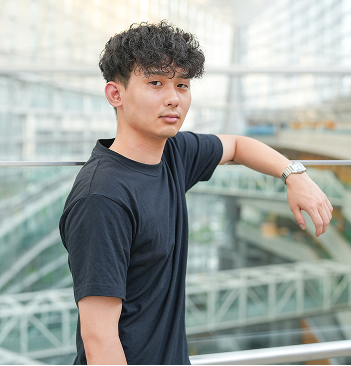 変化を楽しみ、成長に貪欲な人